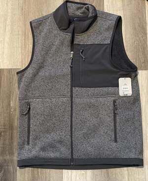 Woman's Sweater Fleece Vest Gray NWT George Size Small (34-36)